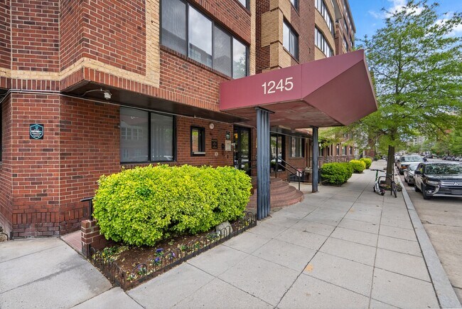 Photo - 1245 13th St NW Unit 600