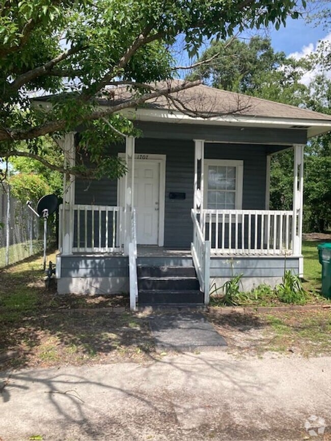 Building Photo - Gulfport 2 Bedroom Rental