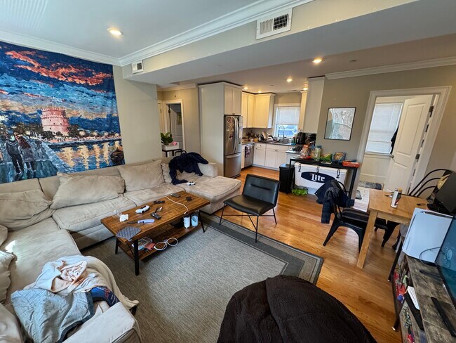 183 River St Unit 2