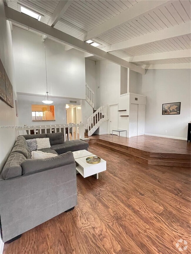 Building Photo - 8055 SW 21st Ct Rental