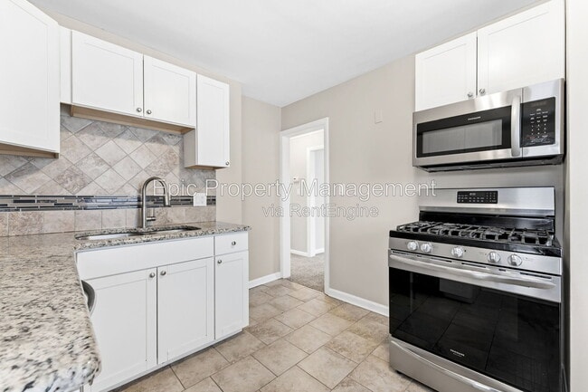 Photo - 12985 Walnut St