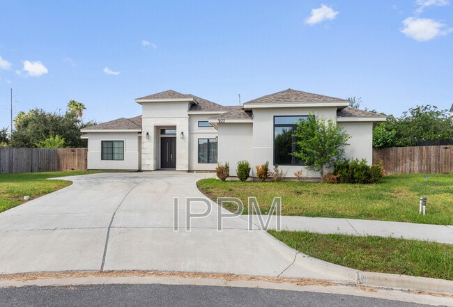 Photo - 1622 Helena Dr