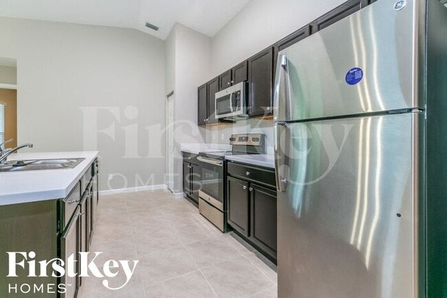 Photo - 3391 SW Espanola St