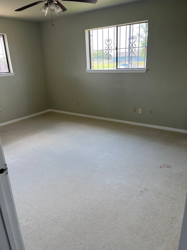 1202 N Star Circle Dr House House Rental in Harlingen, TX