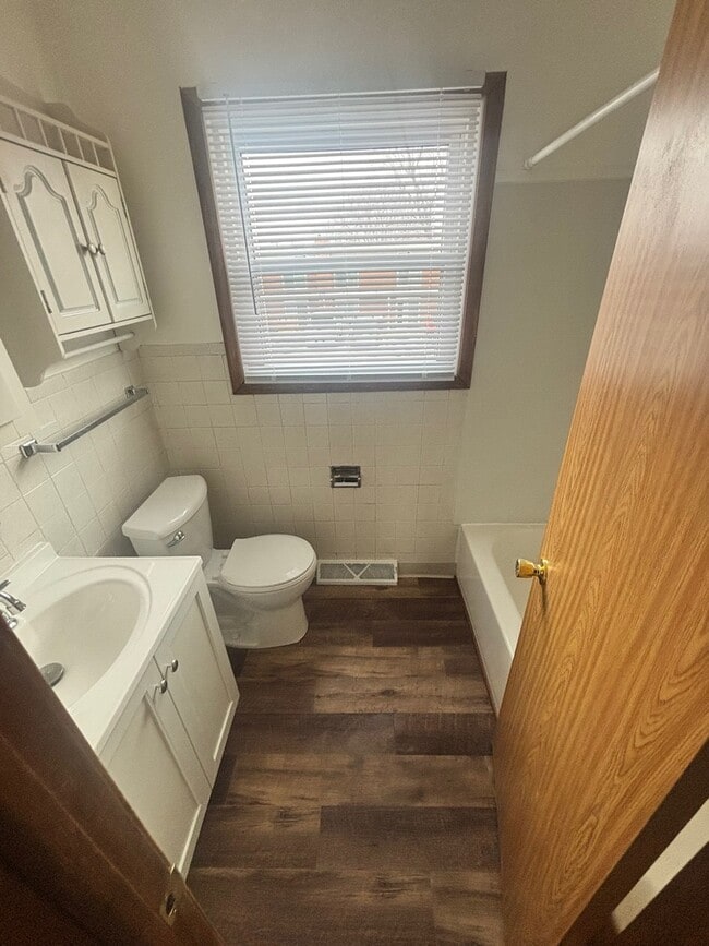 Photo - 344 Northway Park Rd