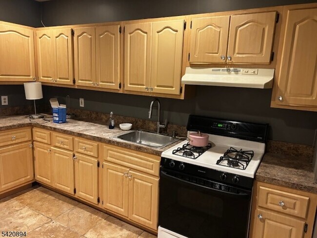 Photo - 45 Halsey St