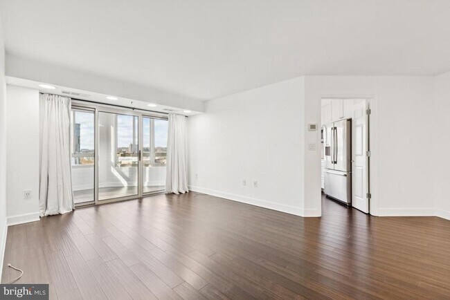 Photo - 2151 Jamieson Ave Unidad 1002