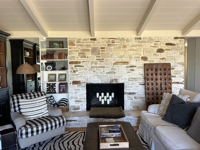 Photo - 1018 Egan Ave