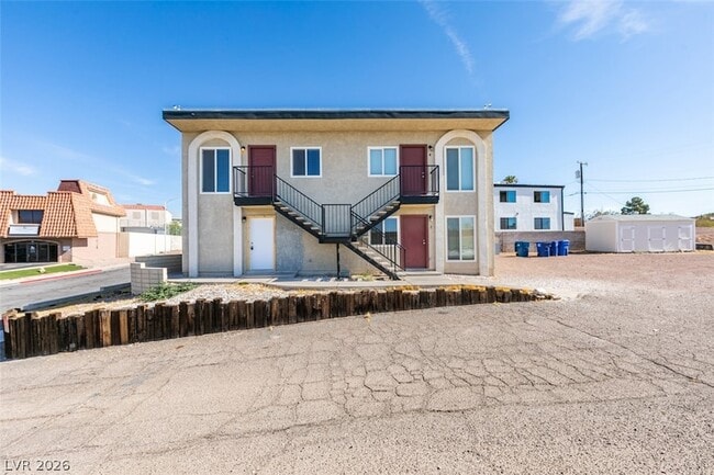 Building Photo - 525 Fir St Unit 3