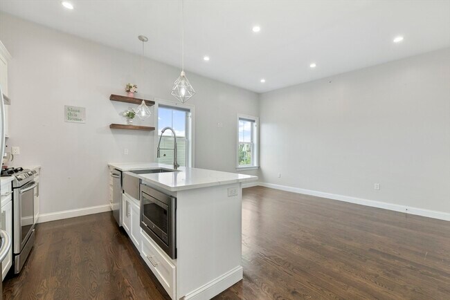 Photo - 189 Trenton St Unit 6