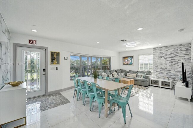 218 SE 4th St