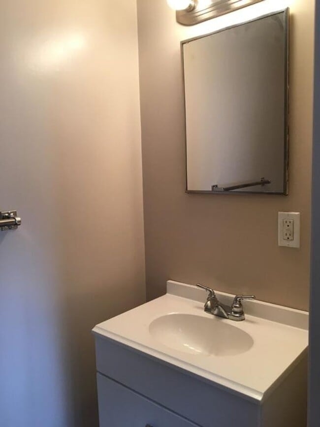 Photo - New 2 bedroomSouth Side House