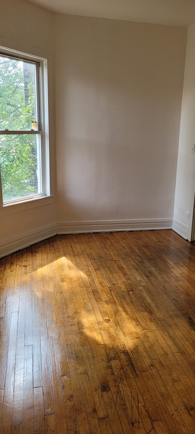 Building Photo - 653 N Christiana Ave Unit 653 N Christiana Ave 1st Rental