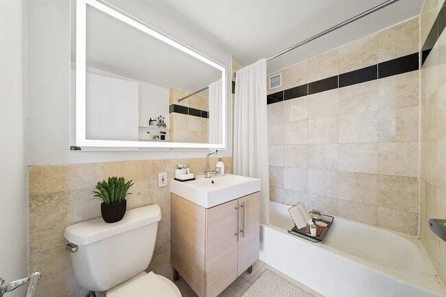 Photo - 2 S End Ave Unit PH04