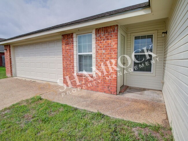 Photo - Bosqueville ISD Home