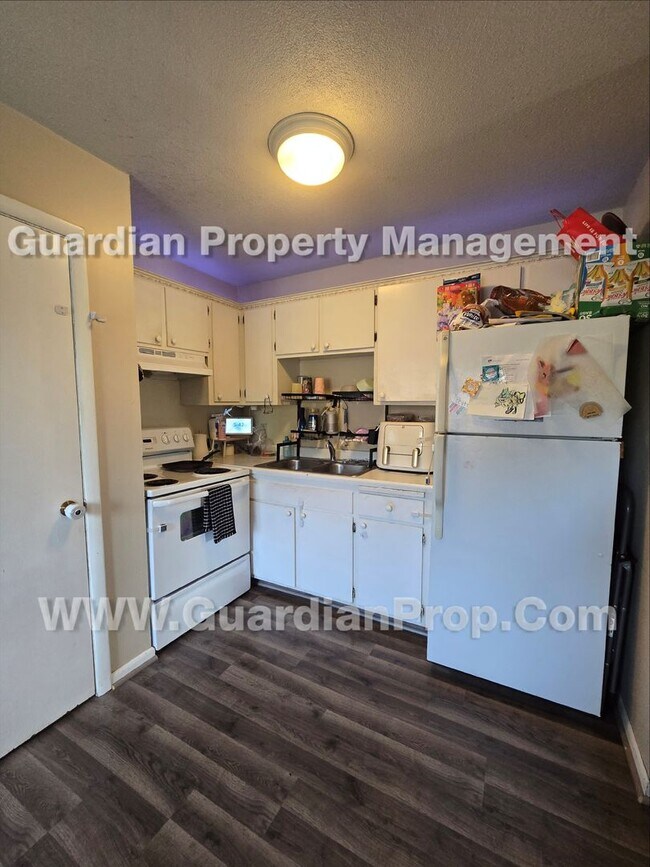 Photo - 7660 Edgewood Dr Unit #2