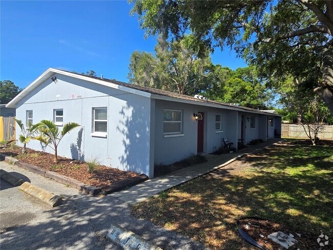 Building Photo - 13500 W Rena Dr Unit B Rental