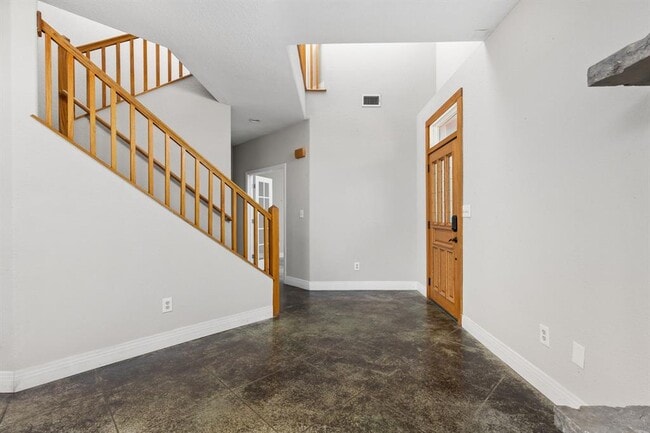 Photo - 2203 Lindell Ave