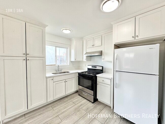 Photo - 11606 Sylvan St Condo Unit 10