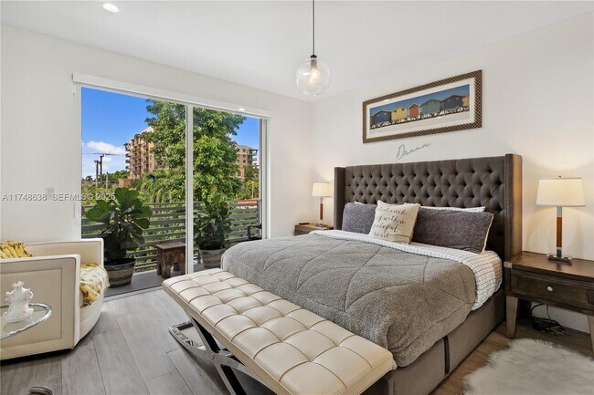 Photo - 3575 SW 23rd St