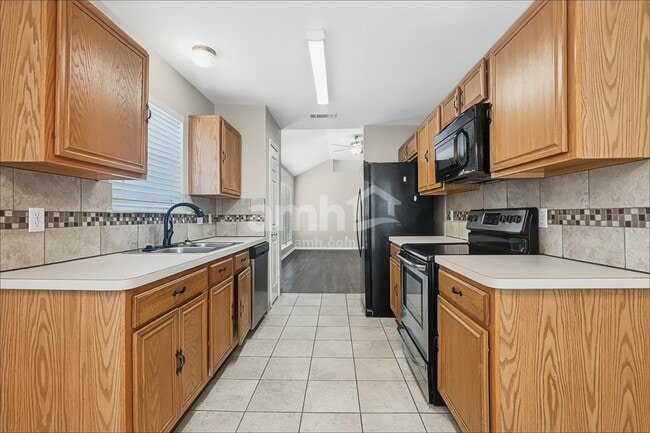 Photo - 1325 Misty Meadow Dr