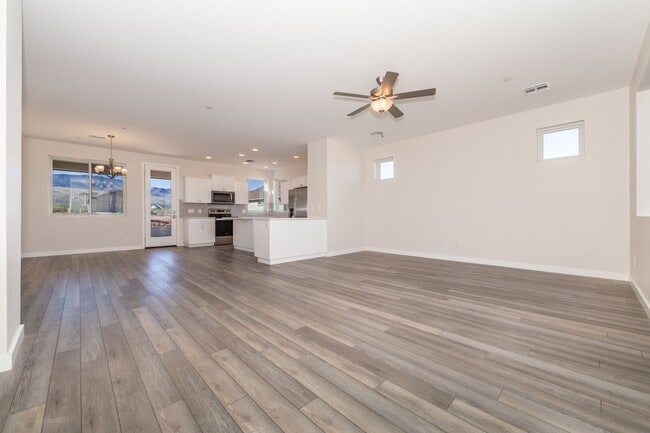 Photo - HOUSE: THE VINEYARDS AT COTTONWOOD, NEWER 2023-BUILD LUXURY HOME