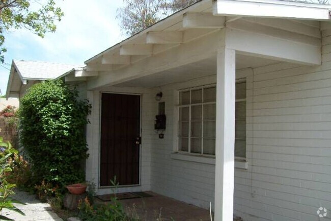 Building Photo - 1409 S Mill Ave Unit 1409 S Mill Main Rental