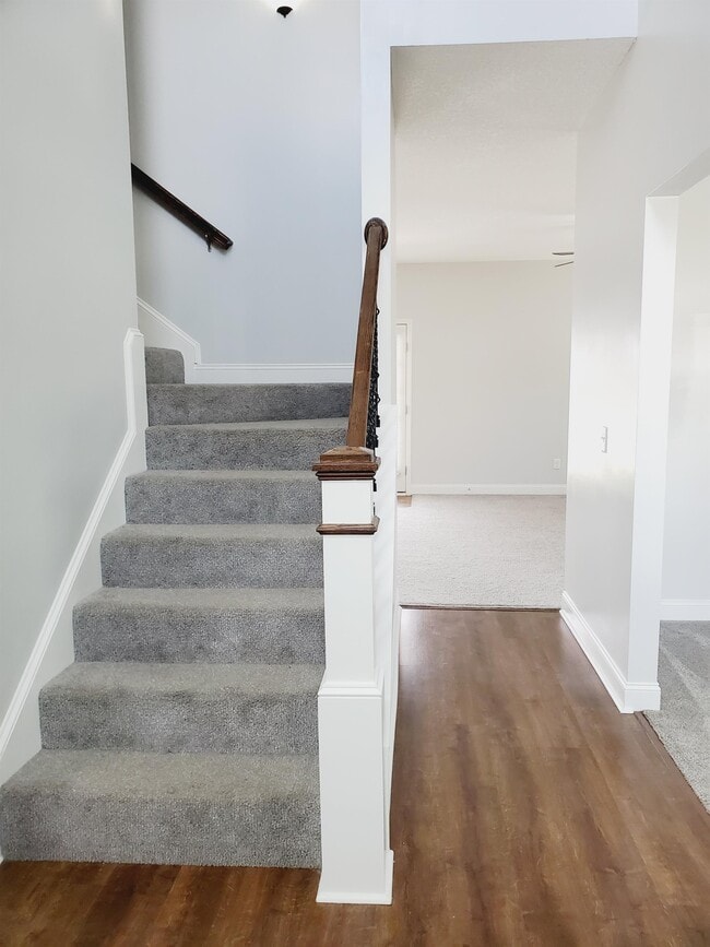 Photo - 65 Thorp Circle