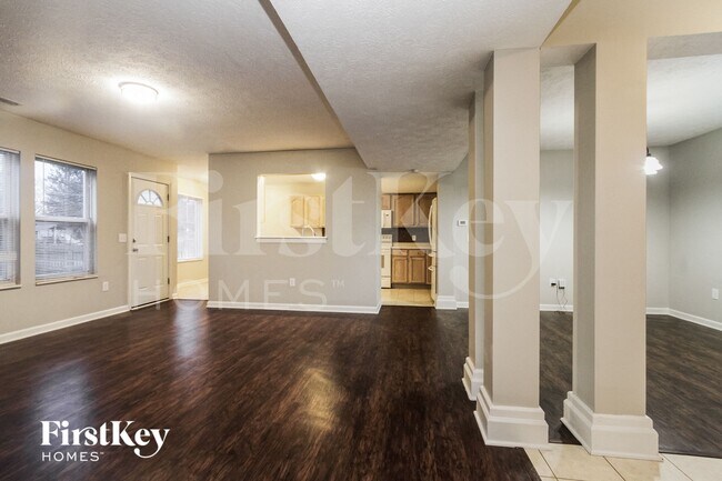 Photo - 88 Bradford Ct