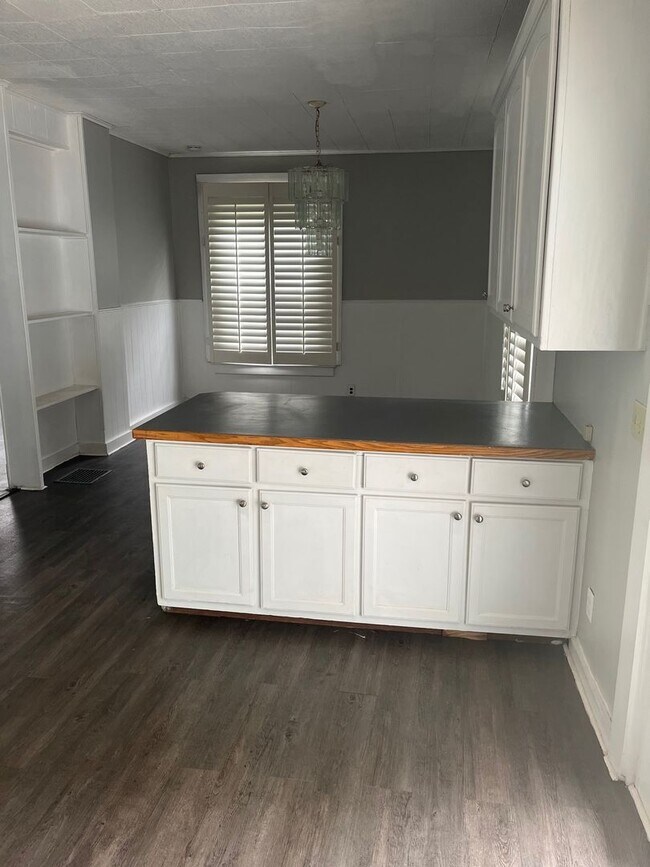 Spacious 3-Bedroom Rental in Mt. Vernon! - Spacious 3-Bedroom Rental in Mt. Vernon!