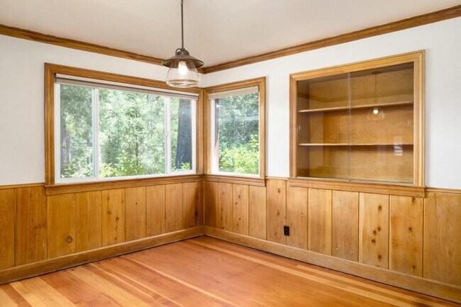 Photo - 2010 Outer Limits Ln