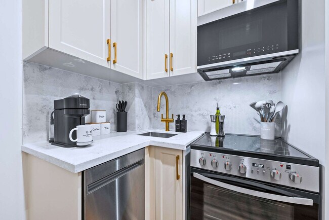 Photo - 674 Gerrard St E Unit SI ID1557633P