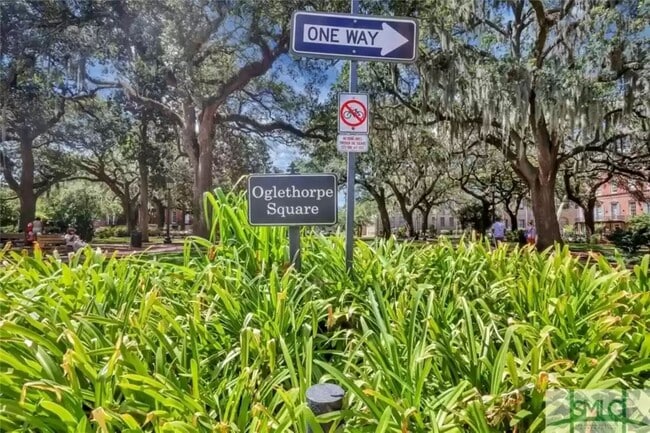 in Northern Historic district near Oglethorpe Square - 117 Lincoln St Unit 6A