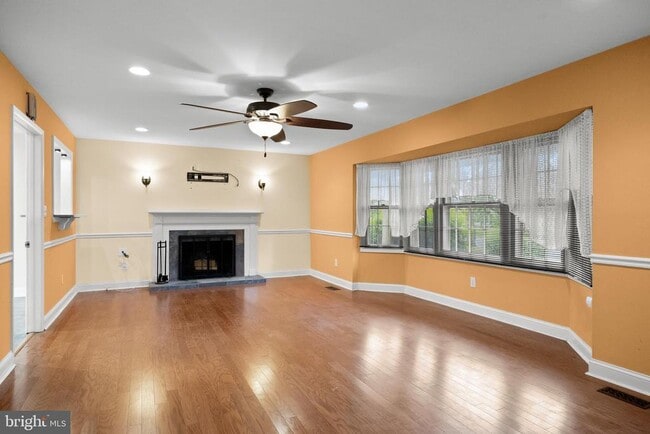 Photo - 10 Traynor Ln