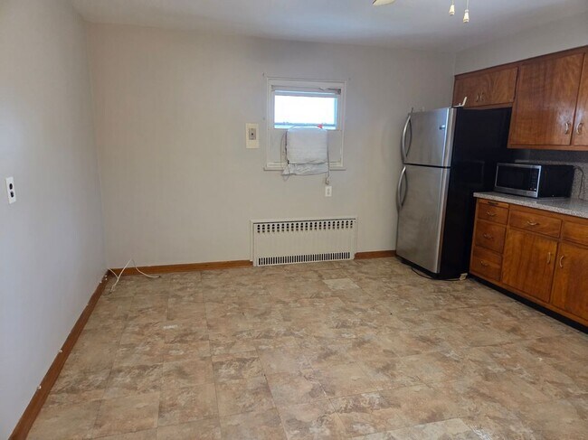 Photo - 144 Raphael Rd