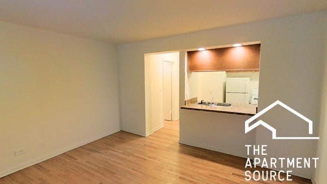 Photo - 540 W Roscoe St Unit 489