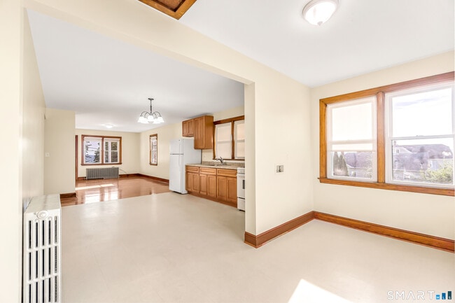 Photo - 24 Pilgrim Ave