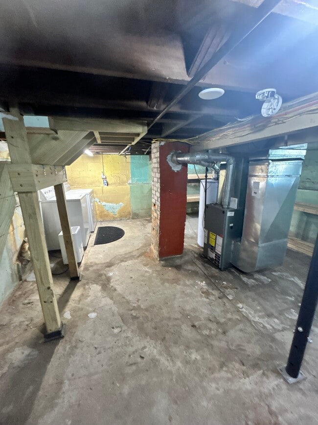 Photo - 2315 Fernwood Ave