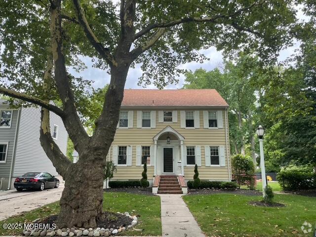 Building Photo - 725 Raymere Ave Rental