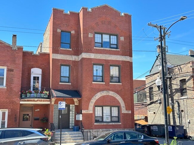 Building Photo - 2345 W 24th Pl Unit 2R