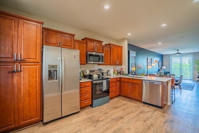 Photo - 1275 E University Dr Unidad ID1263205P