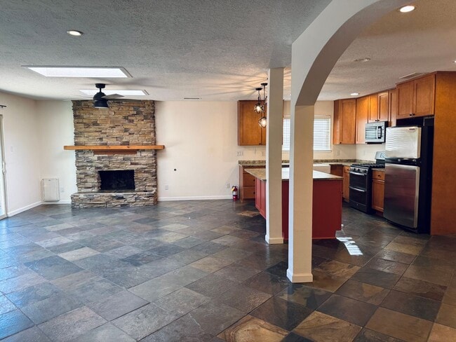 Photo - Home in Heritage Hills