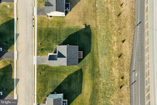 Photo - 77 Summerfield Dr