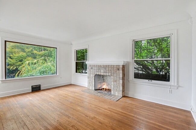 Photo - 9222 35th Ave SW