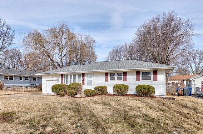 Building Photo - 255 Florisota Dr