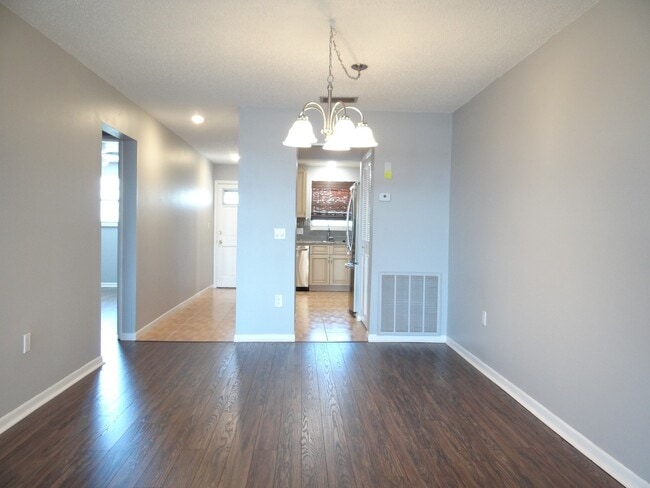 Photo - 6025 Shore Blvd S Unit P460 - 6025 Shore Blvd S  #604