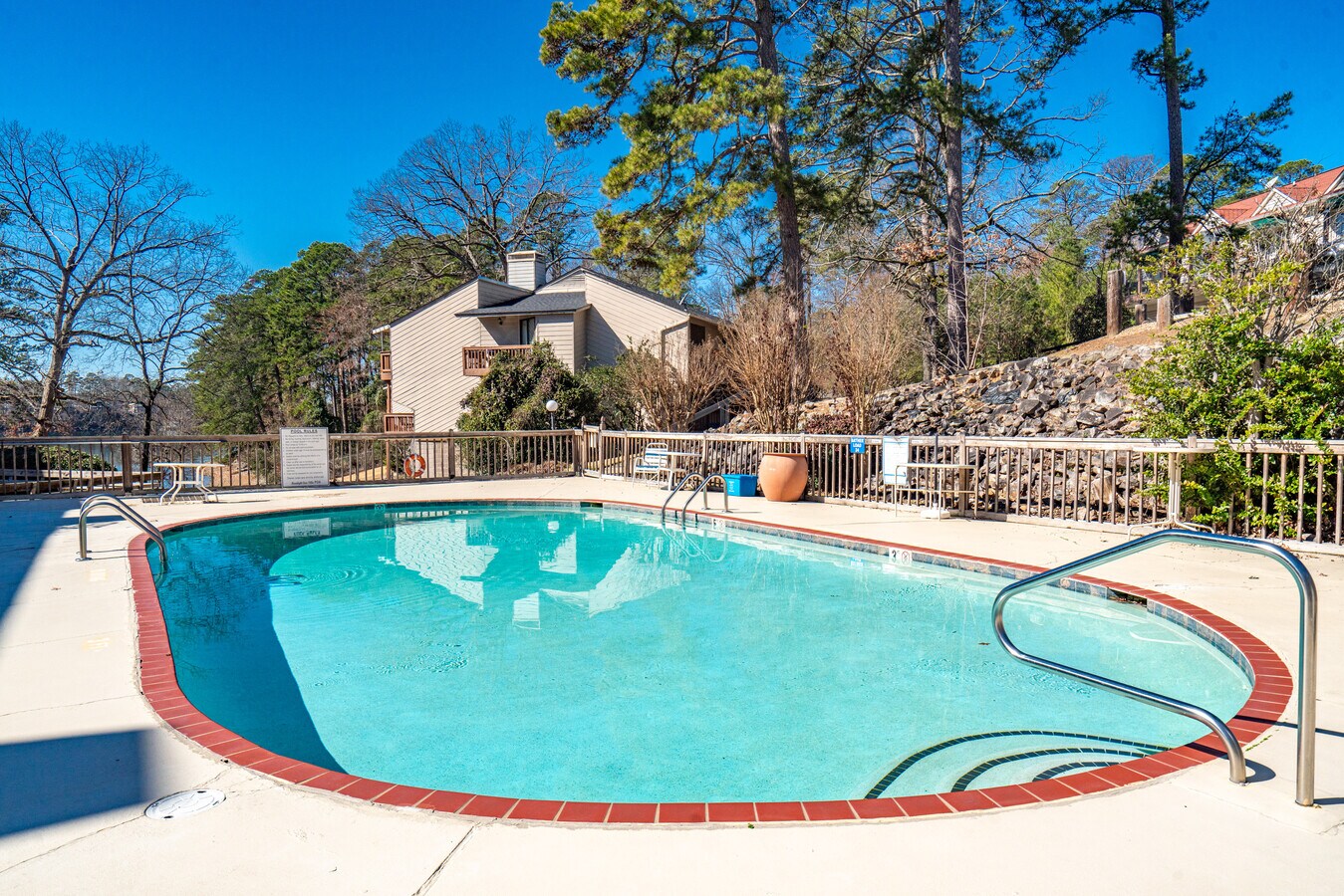 Photo - 118 Pretti Pt