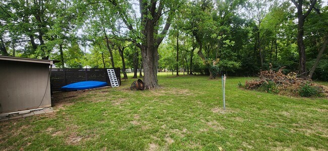 back yard 1/2 acre - 882 N 54th Ave