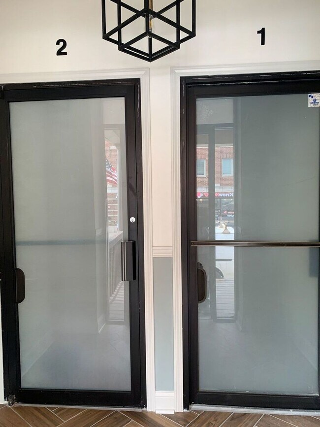 Photo - 1446 W Irving Park Rd