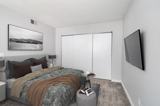 Bay Valley Harbor Apartments